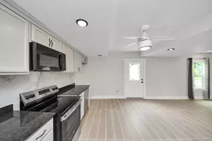 5903 Belneath St, Houston, TX 77033 - Photo 4
