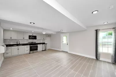 5903 Belneath Street #B, Houston, TX 77033 - Photo 2