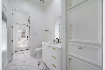 13 Queen Mary Court, Sugar Land, TX 77479 - Photo 32