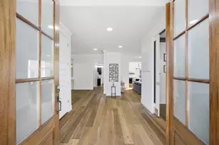 13 Queen Mary Ct, Sugar Land, TX 77479 - Photo 6