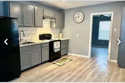 7320 Capitol #4, Houston, TX 77011 - Photo 2