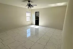 10011 Sanders Rose Lane, Houston, TX 77044 - Photo 14