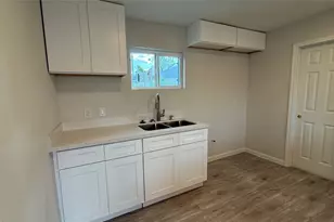 7010 Brownsville St, Houston, TX 77020 - Photo 2