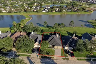 1575 Garden Lakes Dr, Friendswood, TX 77546 - Photo 40