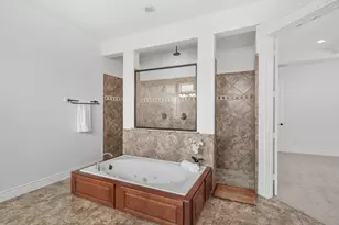 33 Combwell Garden, Missouri City, TX 77459 - Photo 18