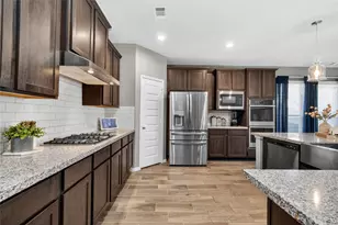 9603 Mystic Way, Mont Belvieu, TX 77523 - Photo 8