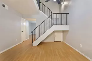 5005 Georgi Ln, Houston, TX 77092 - Photo 10