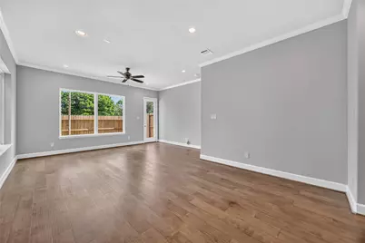 5672 Nolda Street, Houston, TX 77007 - Photo 16