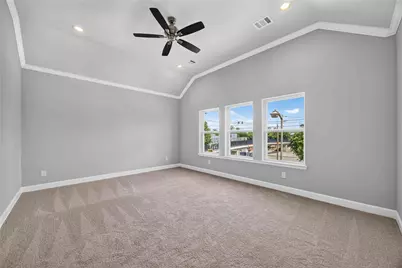 5672 Nolda Street, Houston, TX 77007 - Photo 24