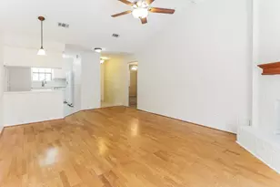 84 Fallshire Dr, The Woodlands, TX 77381 - Photo 4
