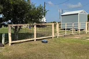 1279 County Rd 299, Sargent, TX 77414 - Photo 1