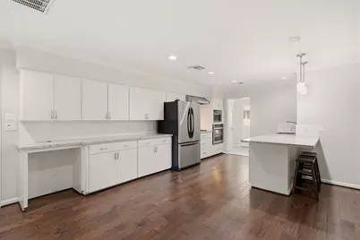 5434 Valkeith Drive, Houston, TX 77096 - Photo 10