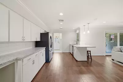 5434 Valkeith Drive, Houston, TX 77096 - Photo 8