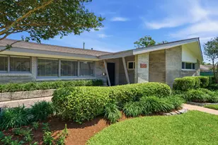 5434 Valkeith Dr, Houston, TX 77096 - Photo 2