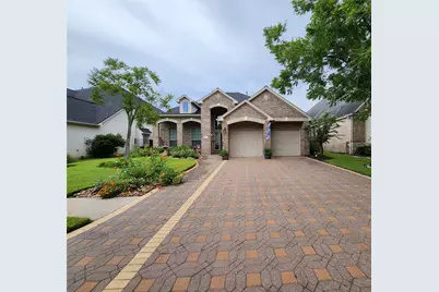 14330 Dunrobin Way, Sugar Land, TX 77498 - Photo 2
