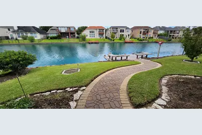 14330 Dunrobin Way, Sugar Land, TX 77498 - Photo 44