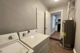 5213 Anzio Rd, Houston, TX 77033 - Photo 16
