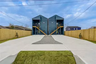 9725 Stedman St, Houston, TX 77029 - Photo 16