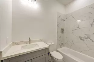 9725 Stedman St, Houston, TX 77029 - Photo 14