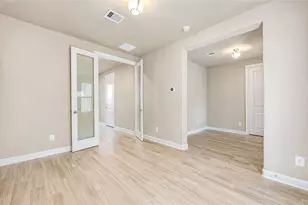 5826 Darling St, Houston, TX 77007 - Photo 8