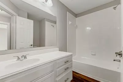 7027 Sun Creek Drive, Hitchcock, TX 77563 - Photo 12