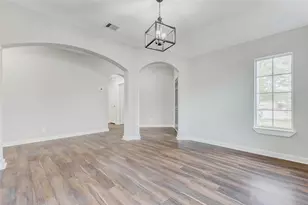 7027 Sun Creek Dr, Hitchcock, TX 77563 - Photo 10