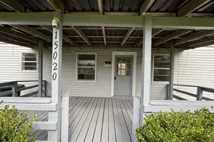 15020 S Baylan St, Santa Fe, TX 77517 - Photo 2