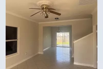 1675 Hugh Road #B, Houston, TX 77067 - Photo 2