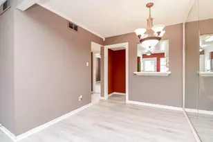 5200 Arboles Dr, Houston, TX 77035 - Photo 10
