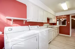 5200 Arboles Dr, Houston, TX 77035 - Photo 28