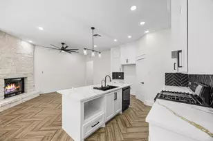 909 Santa Anna Ln, La Porte, TX 77571 - Photo 10