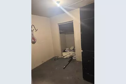 5417 Doulton Drive, Houston, TX 77033 - Photo 16