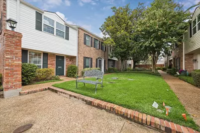 2501 Tarrytown Mall #72, Houston, TX 77057 - Photo 6