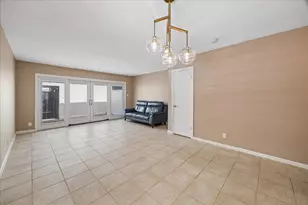 2501 Tarrytown Mall, Houston, TX 77057 - Photo 8