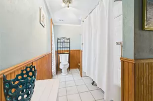 713 6th St, San Leon, TX 77539 - Photo 10