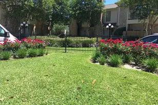 7575 Cambridge St, Houston, TX 77054 - Photo 4