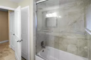 5738 Willowbend Blvd, Houston, TX 77096 - Photo 24