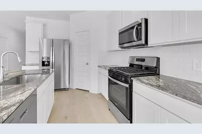 4215 Bedwyn Bay Drive, Fulshear, TX 77441 - Photo 10