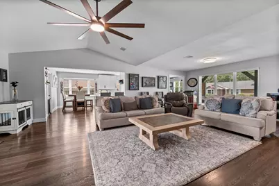 903 Northpine Drive, Conroe, TX 77301 - Photo 8