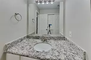 15907 Lausanne Dr, Houston, TX 77070 - Photo 22