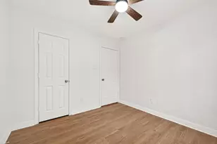 2927 Walnut Springs Dr, Katy, TX 77449 - Photo 32