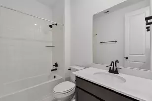 7914 Jade Crst Dr, Angleton, TX 77515 - Photo 10