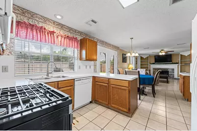 9903 Burntfork Drive, Houston, TX 77064 - Photo 10
