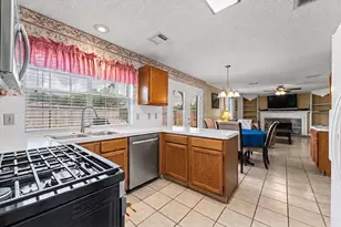 9903 Burntfork Dr, Houston, TX 77064 - Photo 8