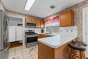 9903 Burntfork Dr, Houston, TX 77064 - Photo 6