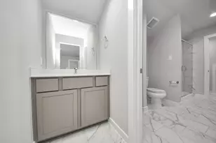 2107 Della Lks Ct, Fresno, TX 77545 - Photo 32