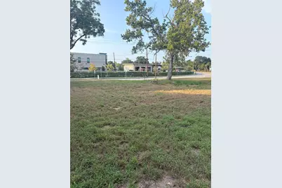303 Austin Street, Richmond, TX 77469 - Photo 24