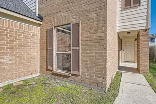 11010 Walkup Way, Houston, TX 77044 - Photo 2
