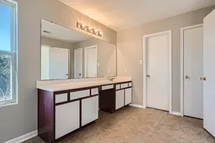 11010 Walkup Way, Houston, TX 77044 - Photo 14
