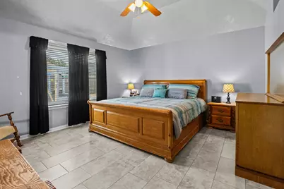 6230 Pleasant Stream Drive, Katy, TX 77449 - Photo 16